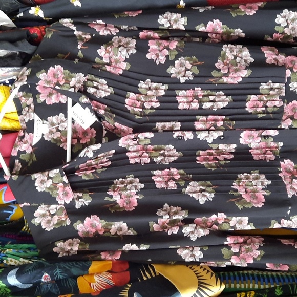 Cherry blossom dress - Picture 5 of 8